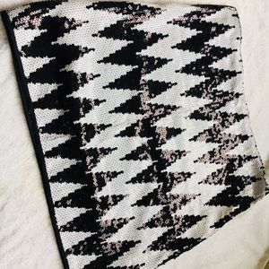 Brand 🆕 boutique style Party wear skirt !